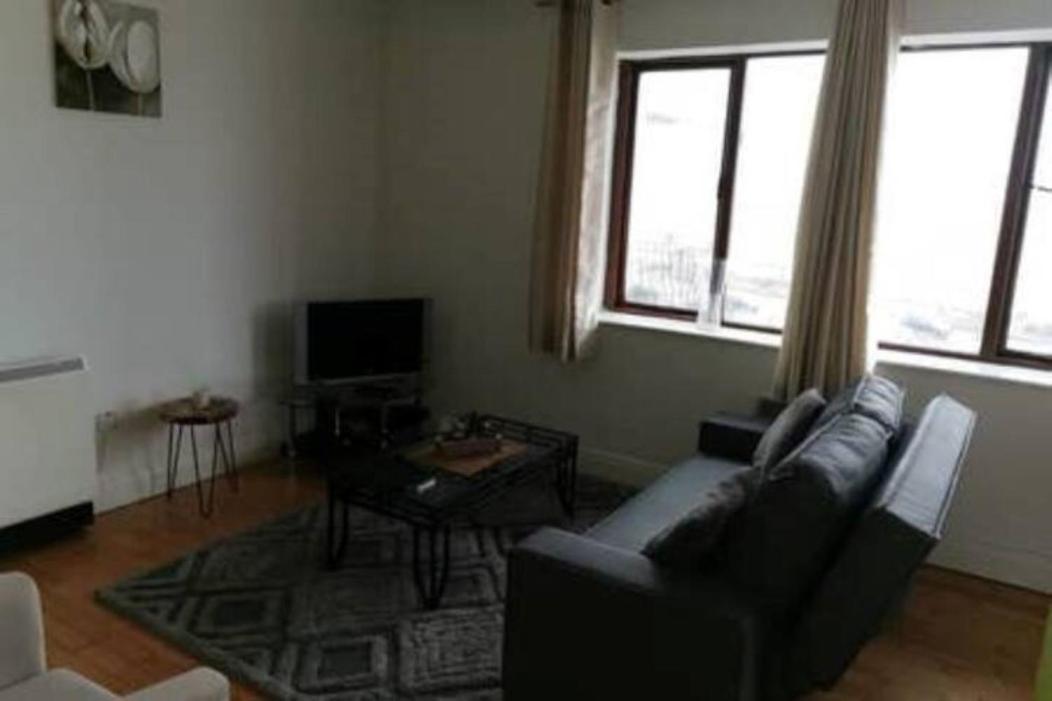 Apartamento Loft With Views Galway Exterior foto